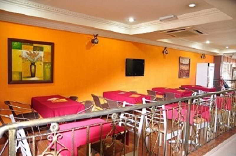 Oyo 103 V'La Garden Hotel Kuala Lumpur Zewnętrze zdjęcie