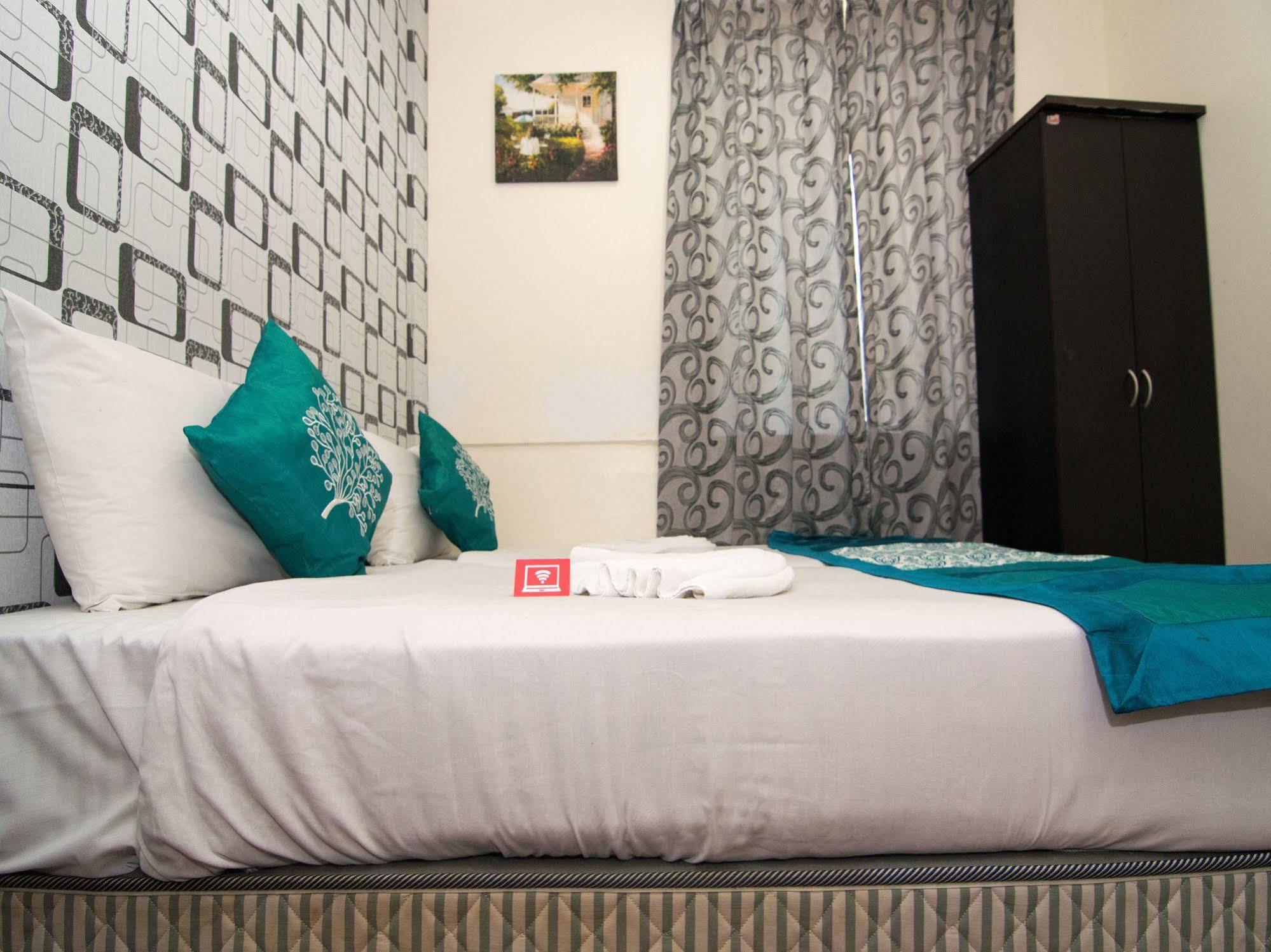 Oyo 103 V'La Garden Hotel Kuala Lumpur Zewnętrze zdjęcie